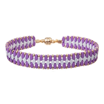 Il seme porpora protegge l'insieme fatto a mano di stile di Boho dei braccialetti della perla