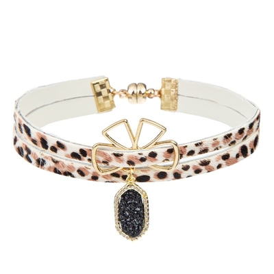 Pendente di cuoio fatto a mano della stampa del leopardo del braccialetto di Boho per la ragazza teenager