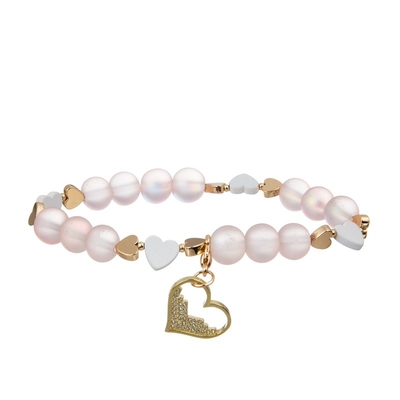 Braccialetto in rilievo delicato elegante della ragazza di rosa messo con il pendente del cuore dell'oro